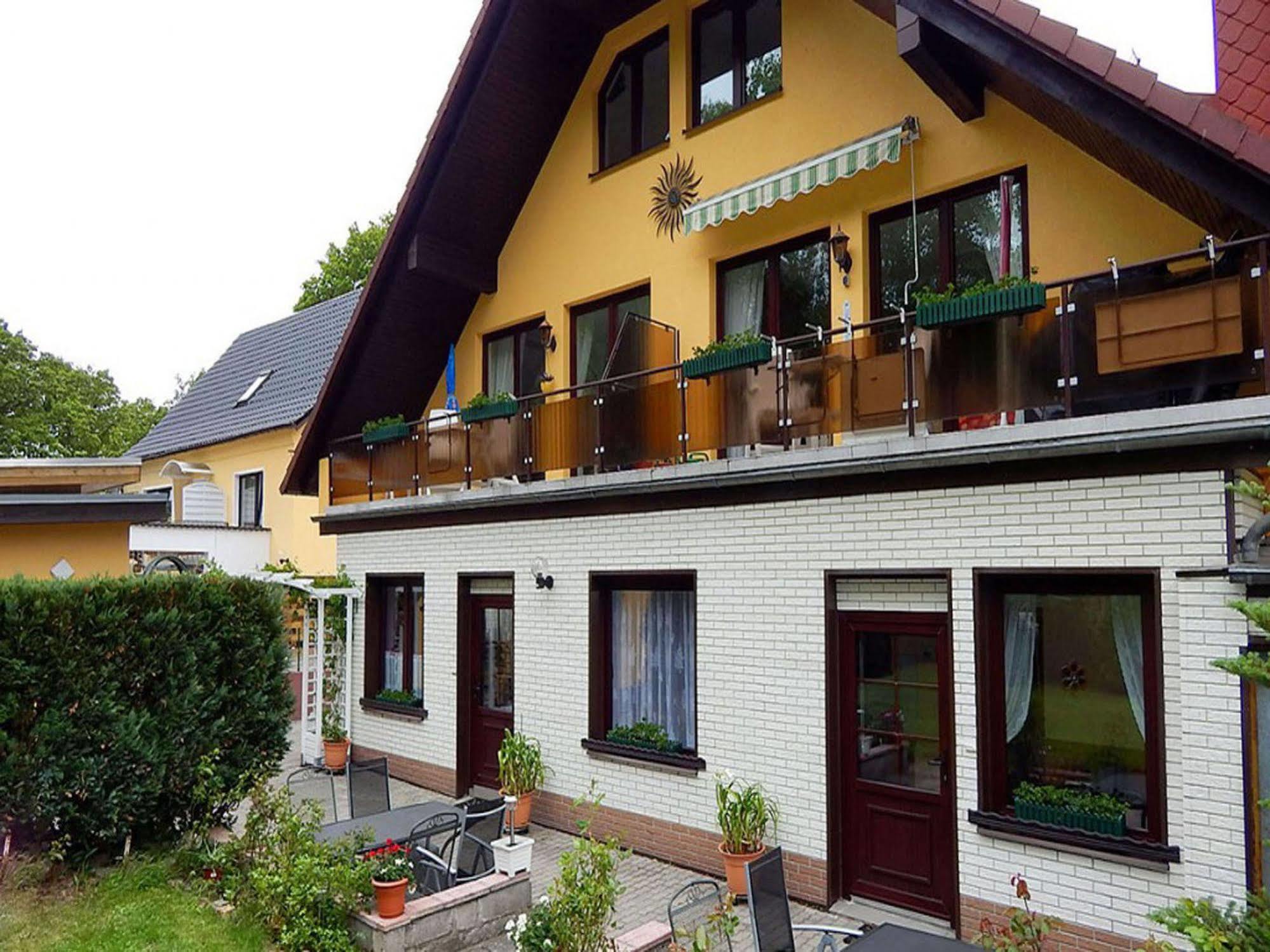 Ferienhus Baabe Fewo 01 Terrasse, Sauna- Und Schwimmbadnutzung Im Ahoi Sellin Екстериор снимка